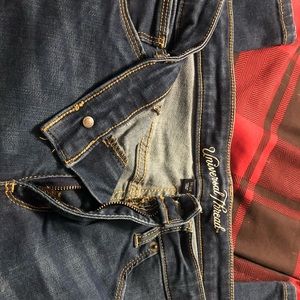 Universal Thread Womens size 14/32